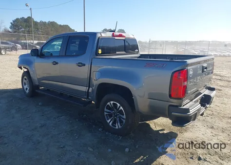 2021 Chevrolet Colorado 4Wd Short Box Z71 z USA, uszkodzony, nr VIN 1GCGTDEN0M1125212